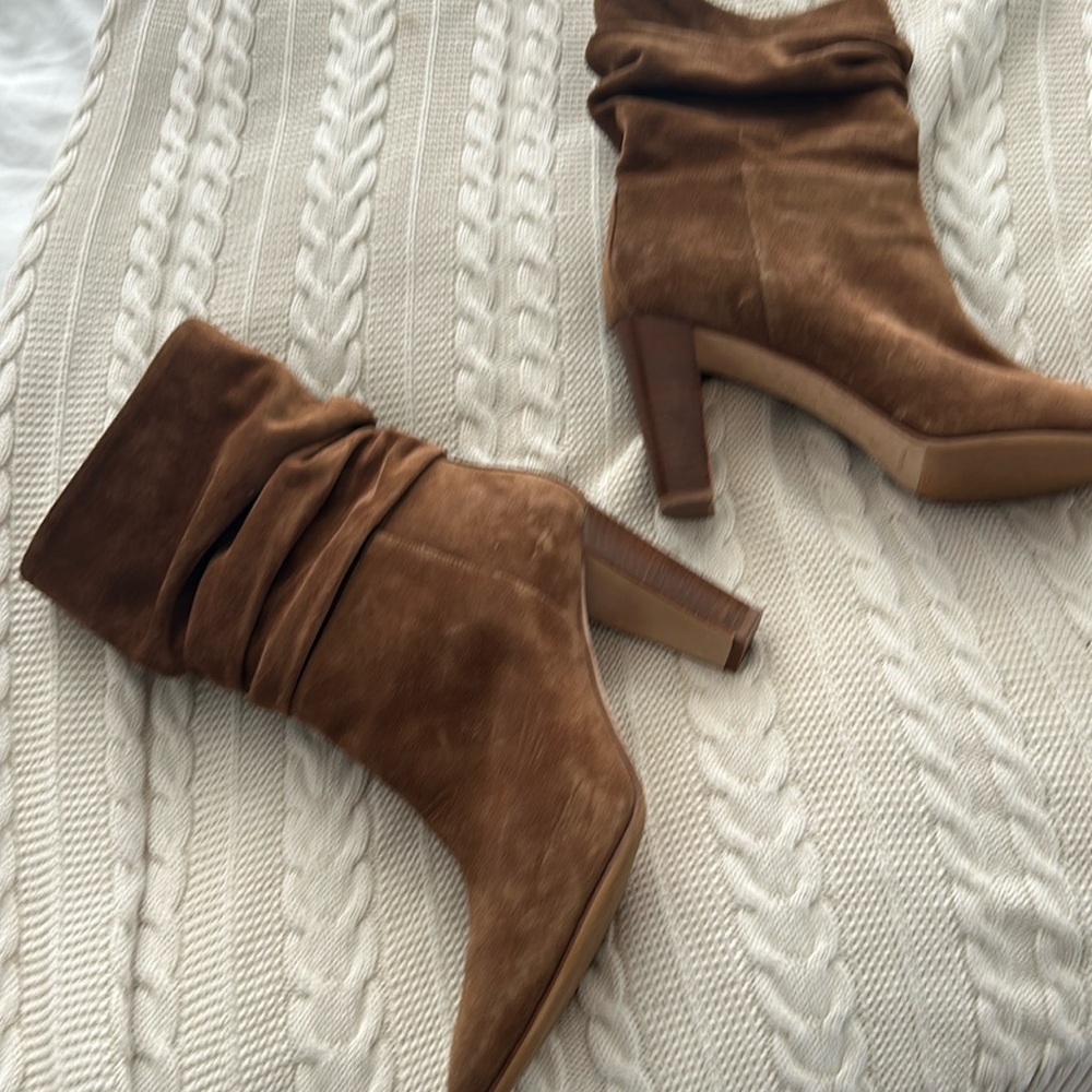 Manolo Blahnik ruched suede boots - size 38